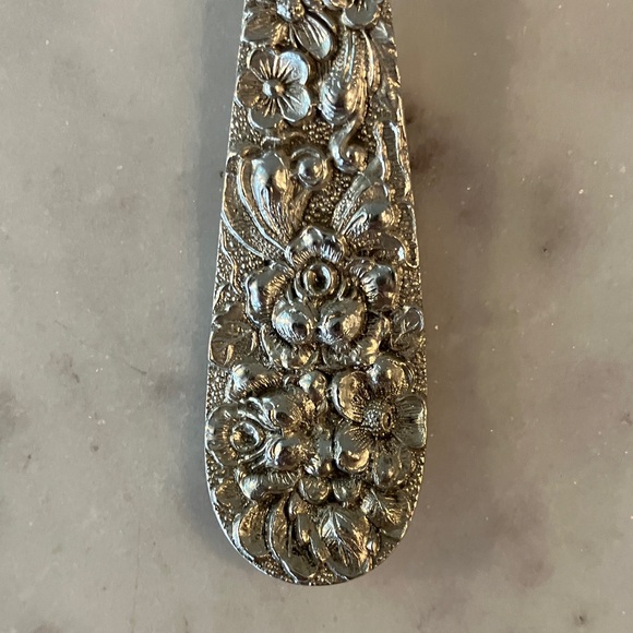 Vintage Stieff Rose Sterling Hot Cake Server 2.75 oz - Picture 3 of 10